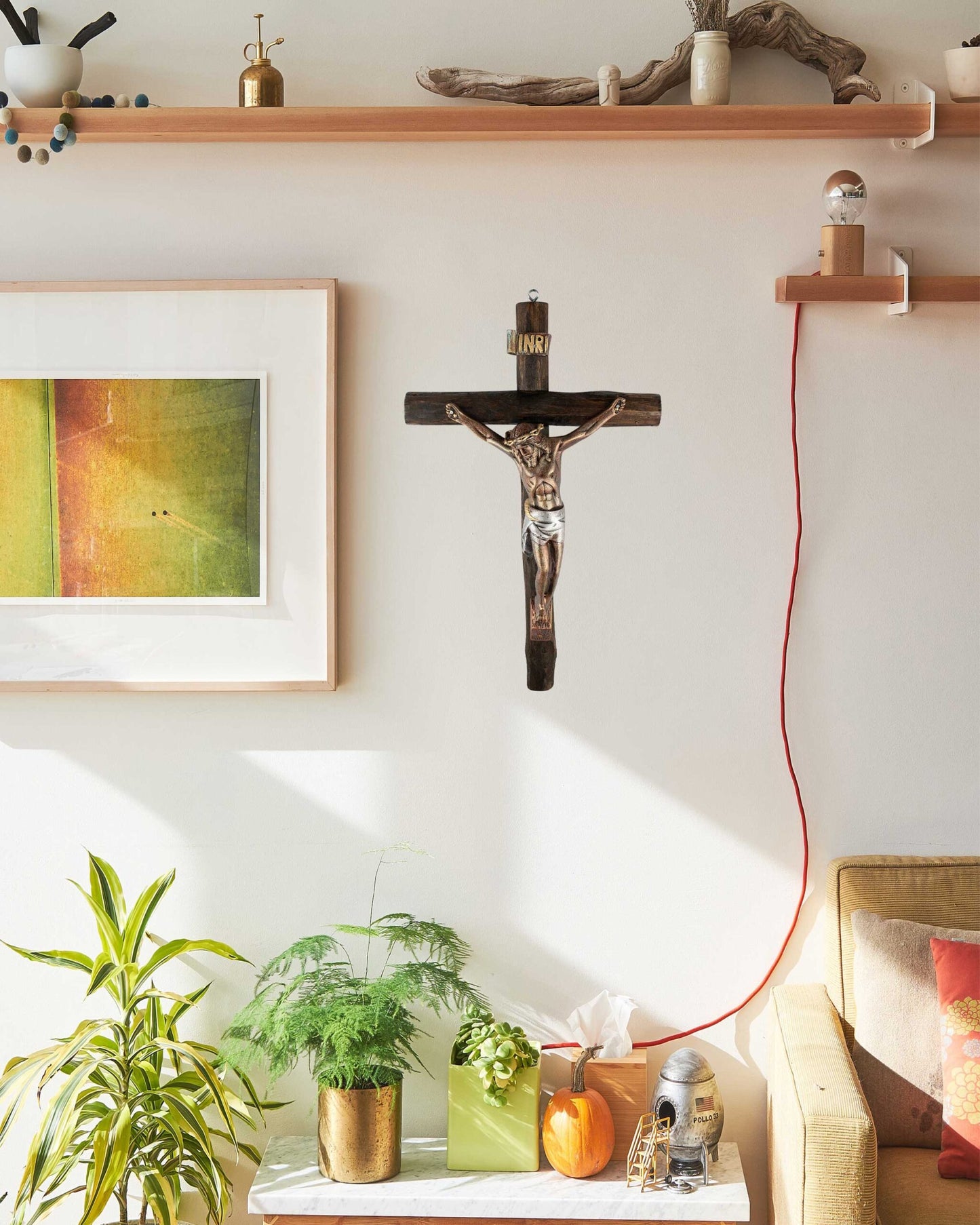 Mrcjsales: Jesus Christ Silver-Bronze | Wooden Trunk | Tree Trunk & Resin | Mexican Design | Faith Symbol | Warning: Thorn Crown | Handmade Alterations image 1